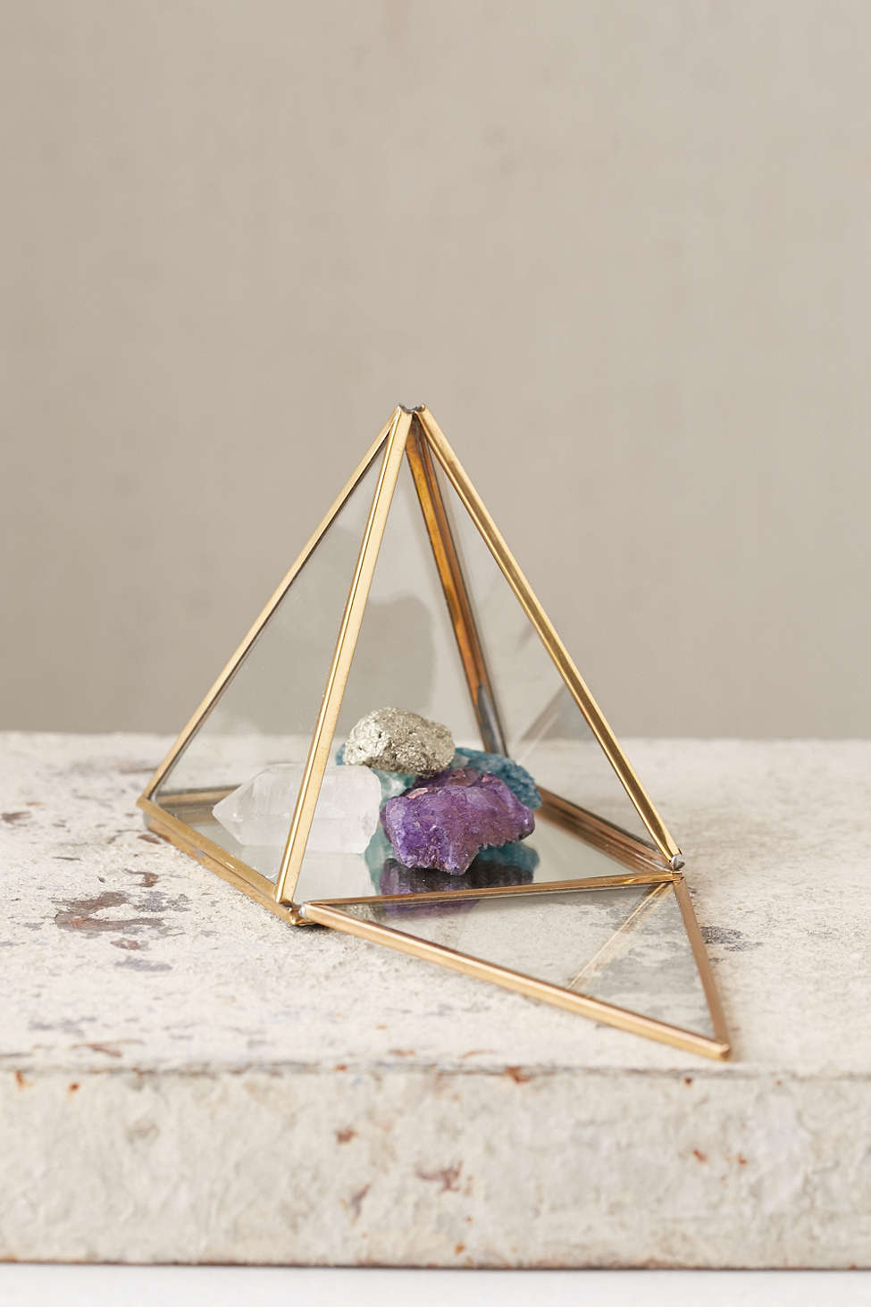 Pyramid display box from Urban Outfitters