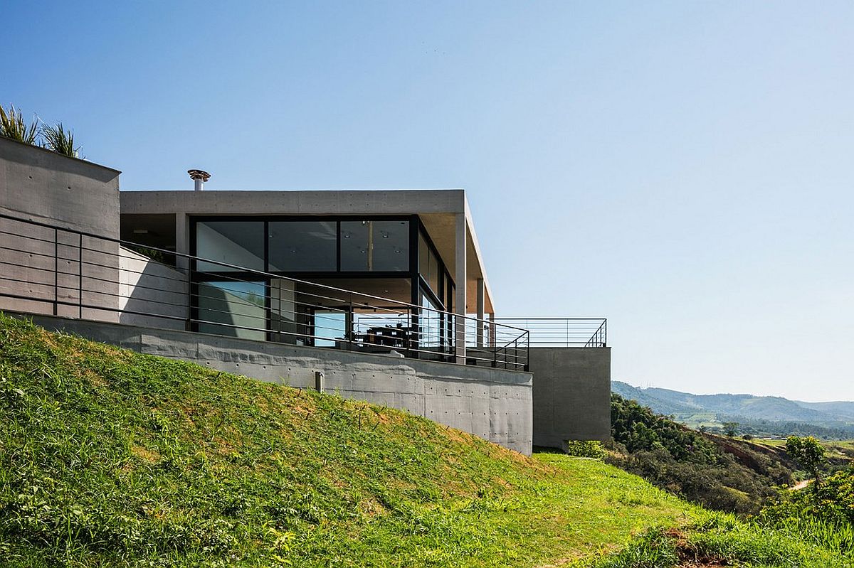 Contemporary home perched atop a hilly site with scenic views of Sao Paulo