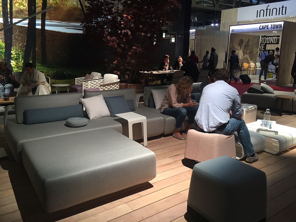 Create a relaxing outdoor hangout on the deck connected with the interior - Manutti at Milan 2016