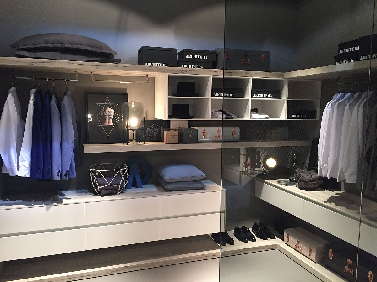 Fashionable walk-in closet that makes your heads turn from IDEAGROUP