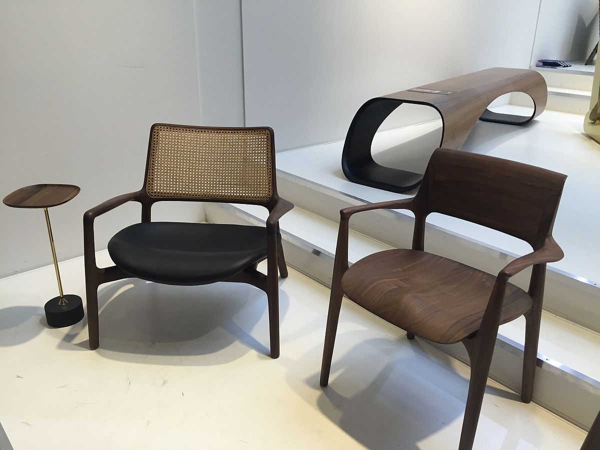 Flowing design of chairs and coffee tables with Brazilian native cahrm from Raiz