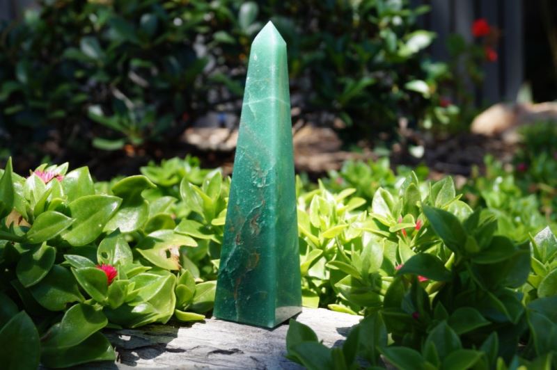 Green aventurine obelisk from Etsy shop Lotus in Pink