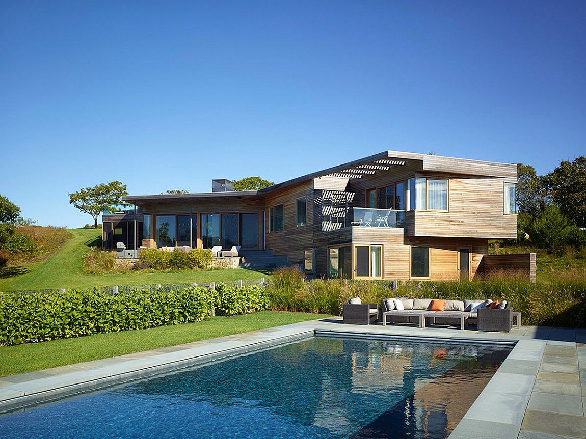 Hillside vineyard home with a contemporary style