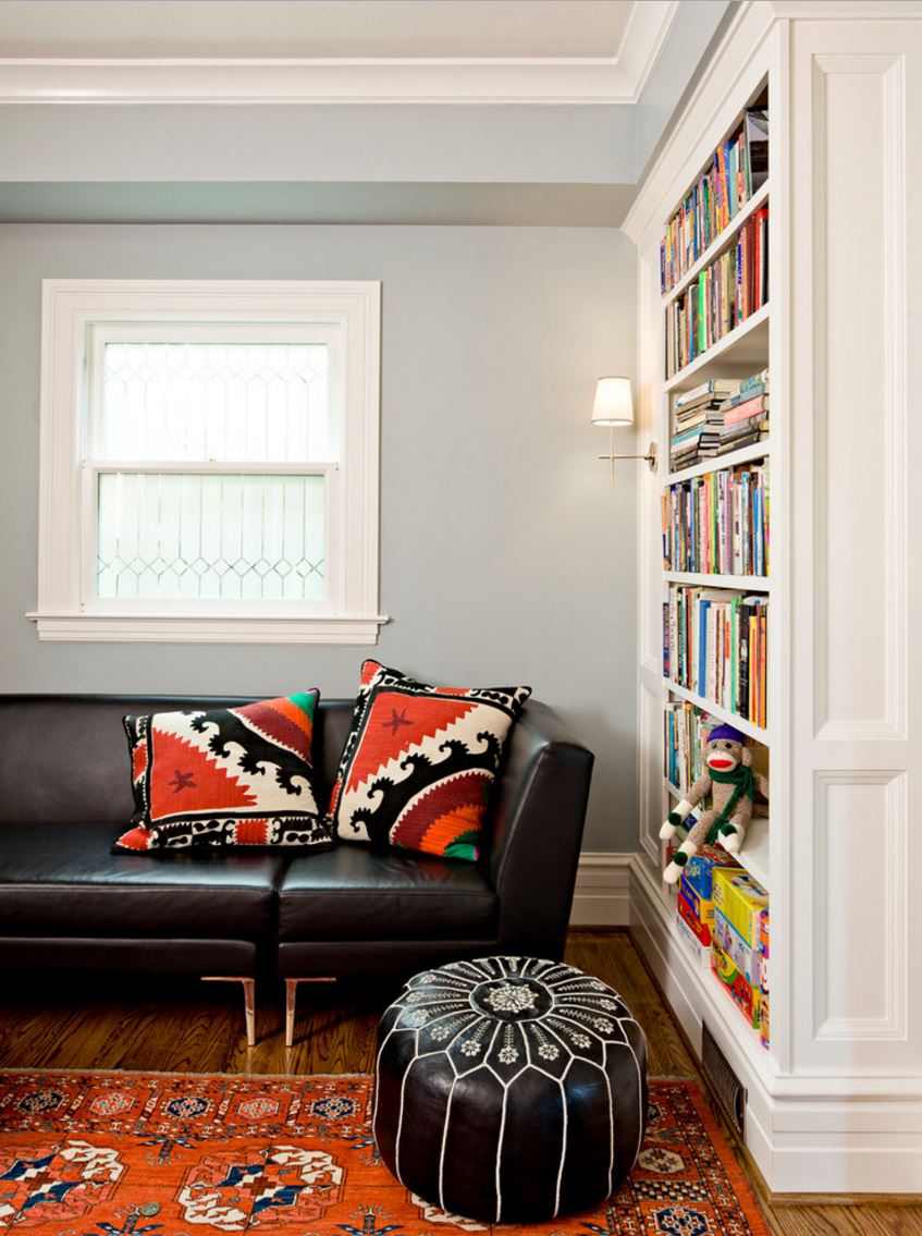 Pouf ottoman can serve as a footrest