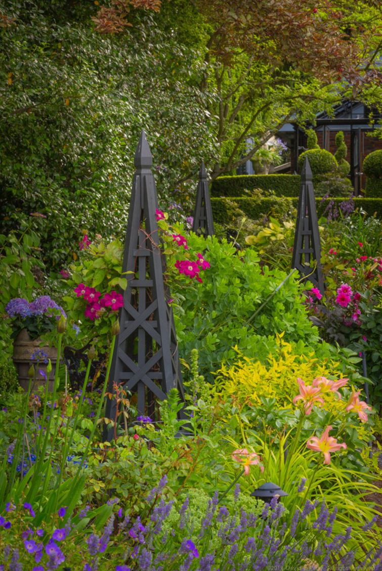 Sculptural garden obelisks