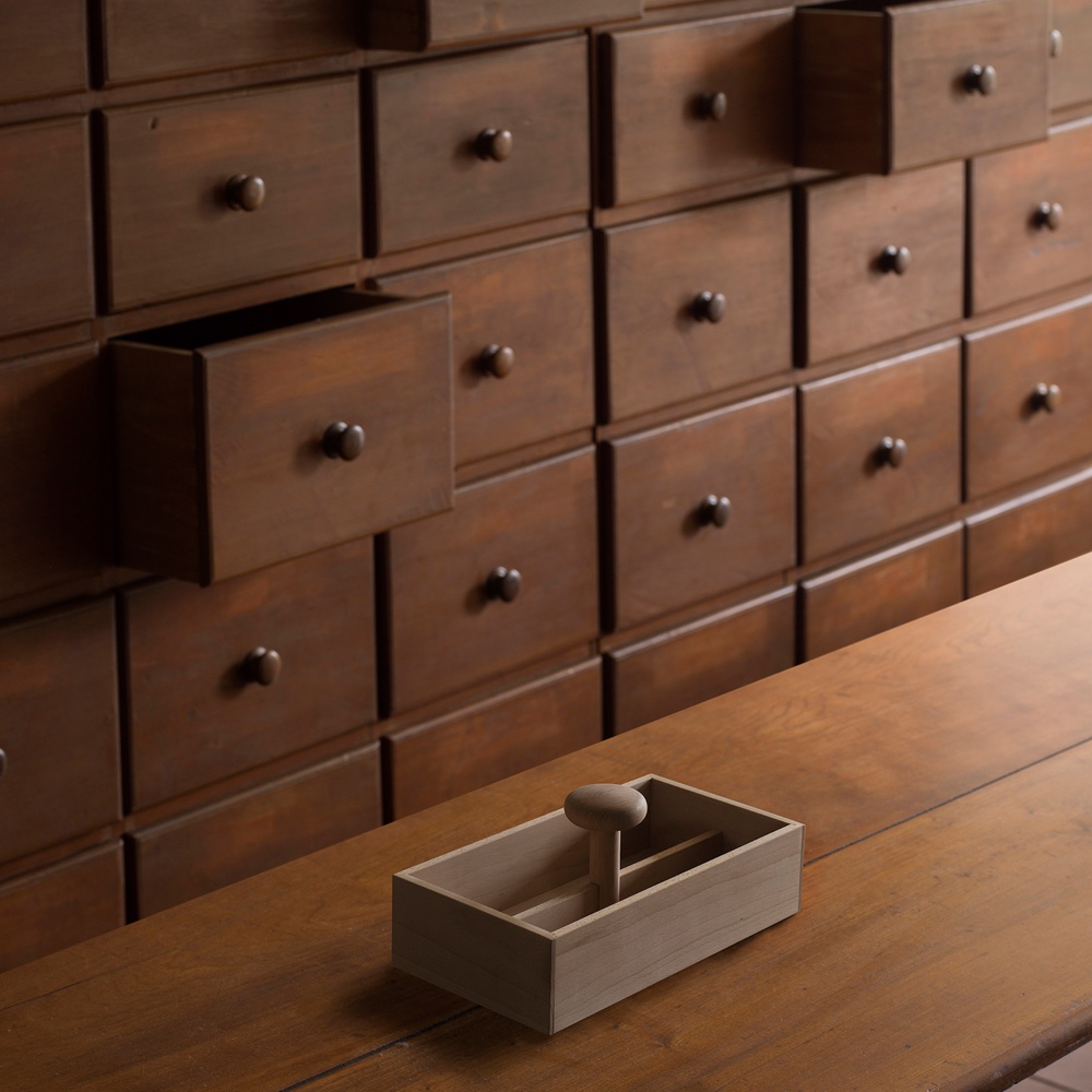 Shaker Toolbox by Hallgeir Homstvedt. Photo by Charlie Schuck via Hallgeir Homstvedt.