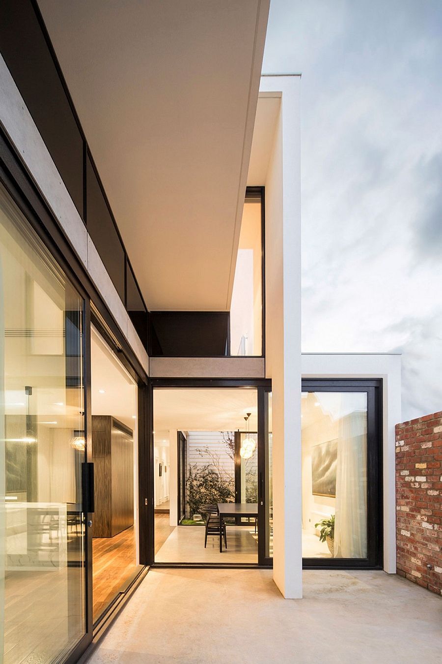 Smart extension to Victorian home in Australia