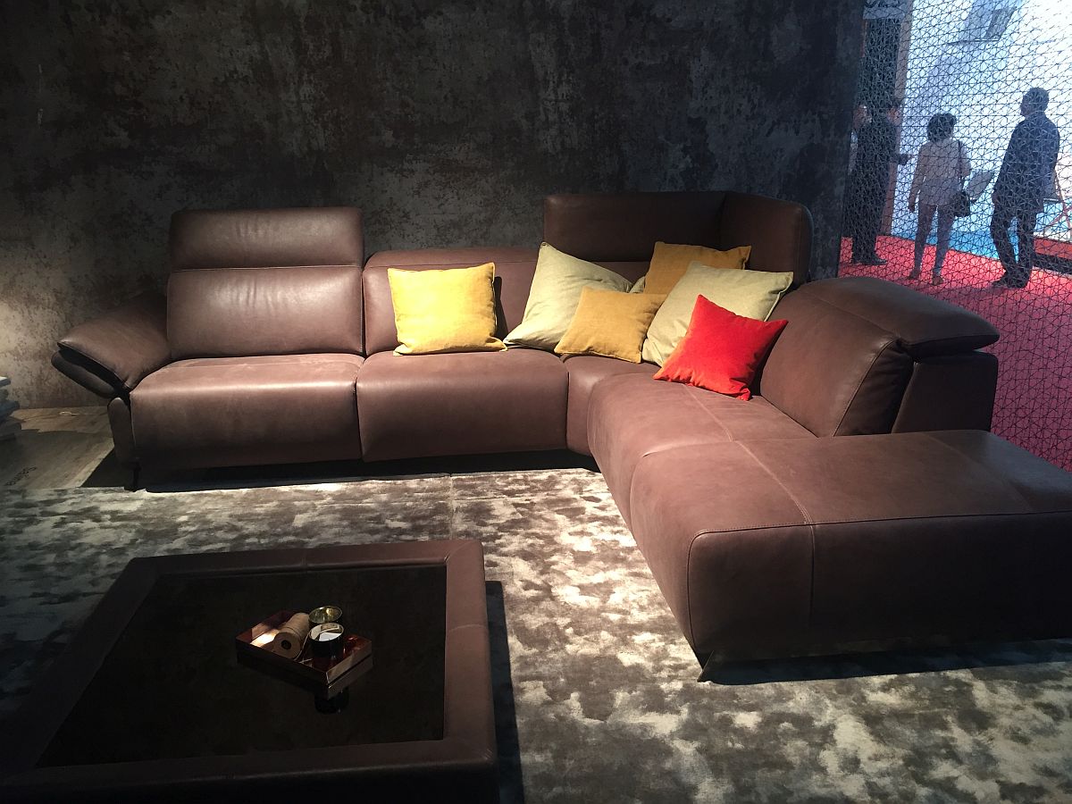 Stylish sectional with movable footrest offers ample comfort even while viewing TV - Nicoline at Milan 2016