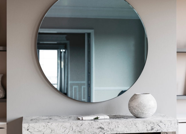 A Trendy Reflection: Tinted Mirror Style | Decoist
