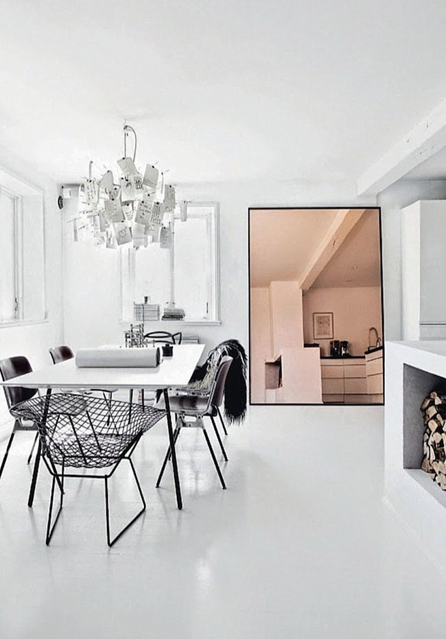Tinted mirror in a modern dining room
