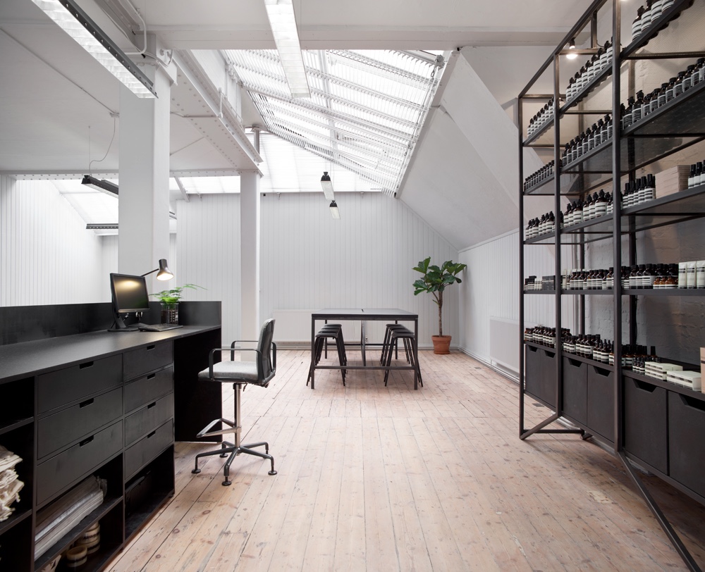 Aesop HQ in London. Photo by Ludger Paffrath courtesy of Philippe Malouin.