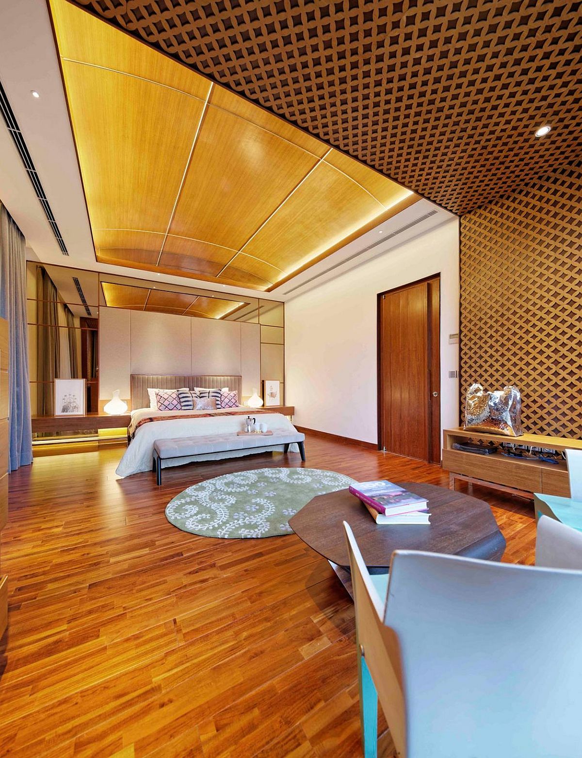 Lavish master bedroom combines modern and Javanese design elements