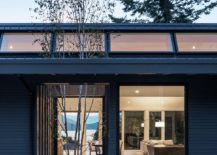 Love-for-nature-and-a-soothing-ambiance-shape-fabulous-home-in-Vancouver-217x155