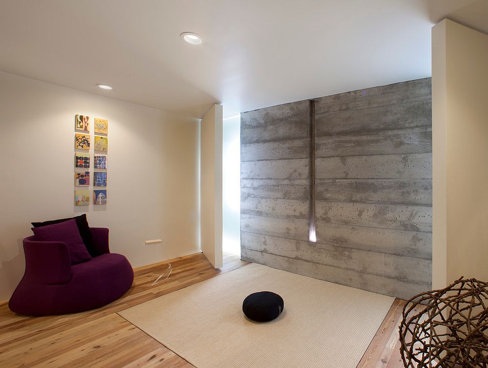 Minimal Meditation room keeps with custom design [Design: Siol]