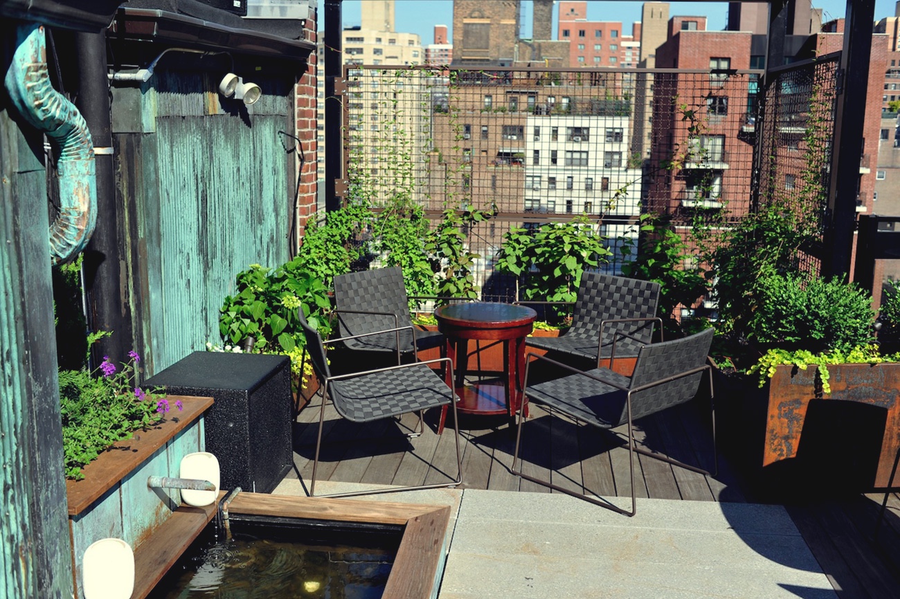 A cosy corner on the Roof at Park South.