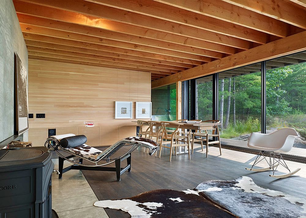 Smart decor adds to the stylish aura of the cabin retreat