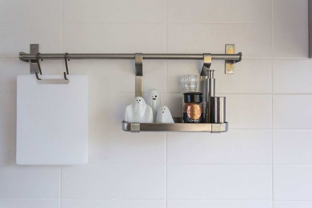 Smart kitchen shelving idea that saves up on space