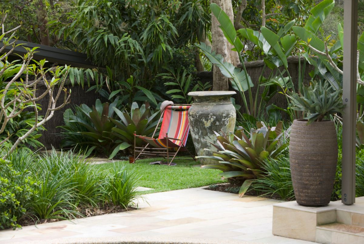 Large Outdoor Planters - Create Your Dream Outdoor Oasis