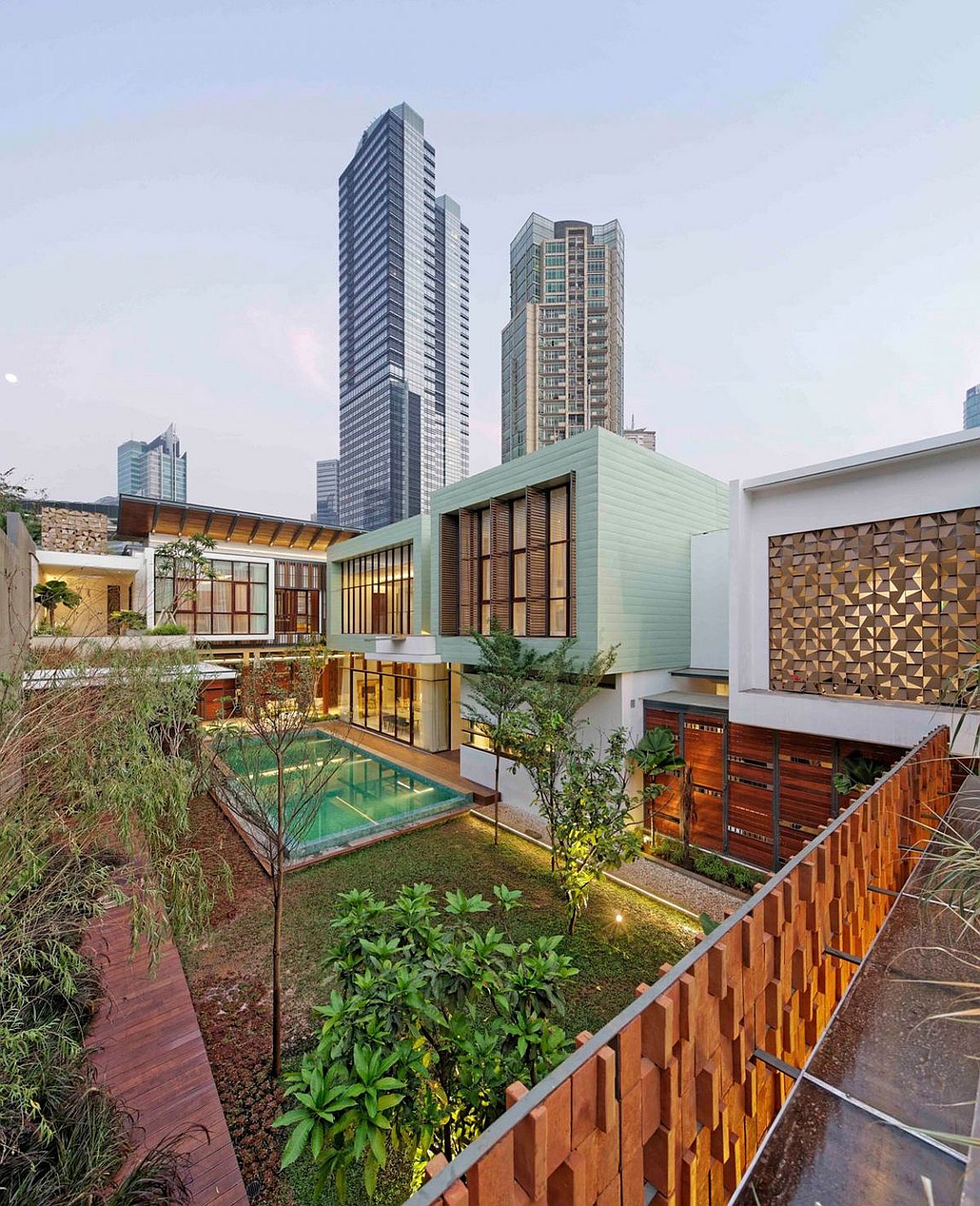Stunning and relaxing green ecsape in the heart of bustling Jakarta