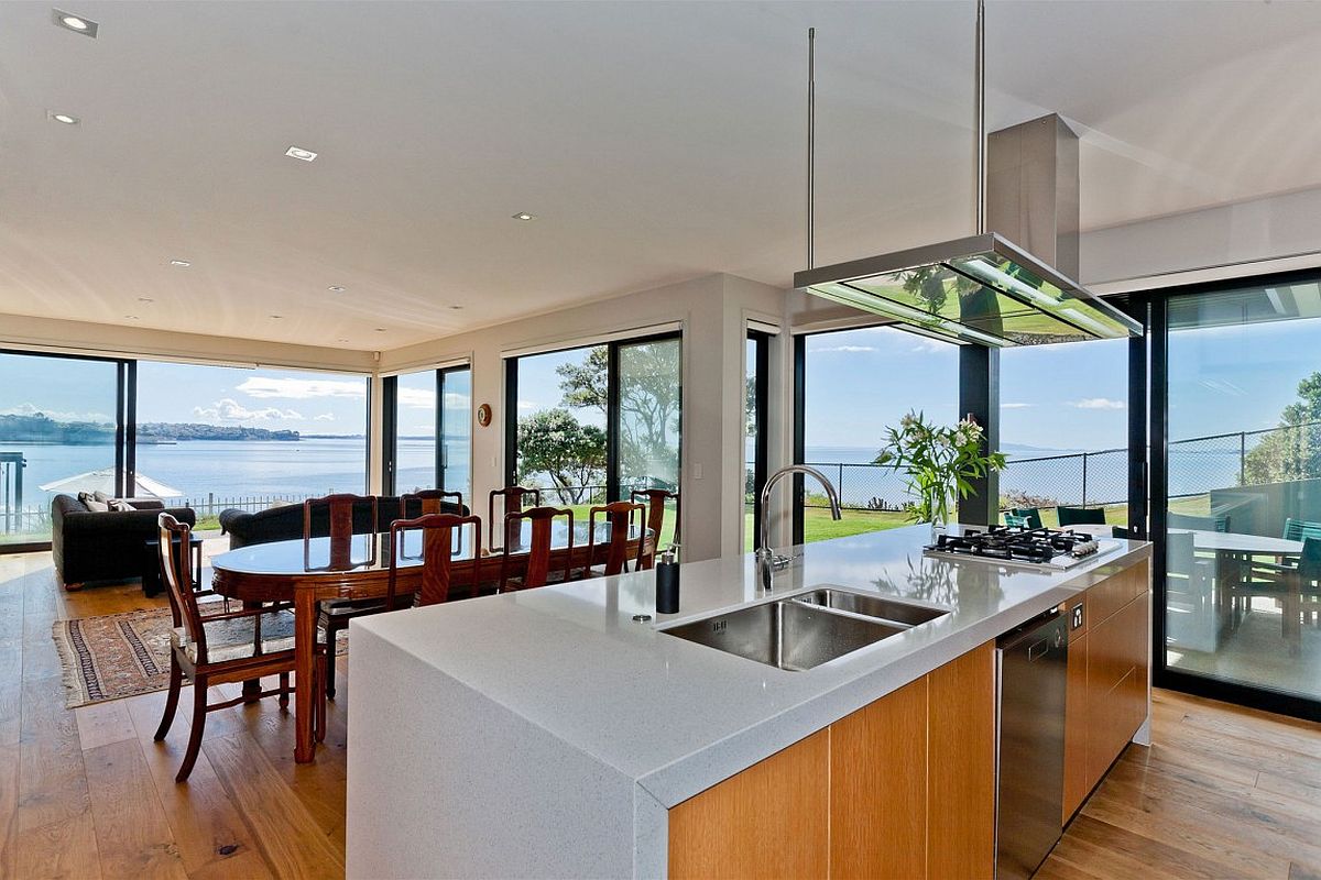 View of the living area and the stunning scenery from the kitchen