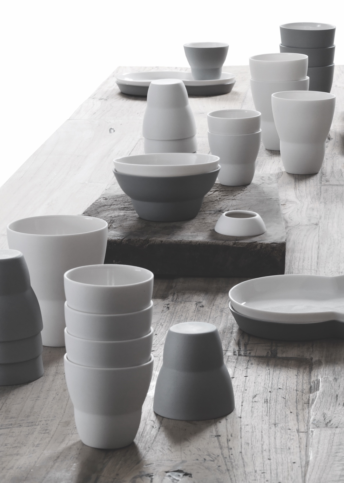 Vipp's ceramic collection was developed in collaboration with Danish ceramicist Annemette Kissow.