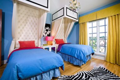 Bold-kids-room-design-with-plenty-of-color-and-pattern-385x256.jpg