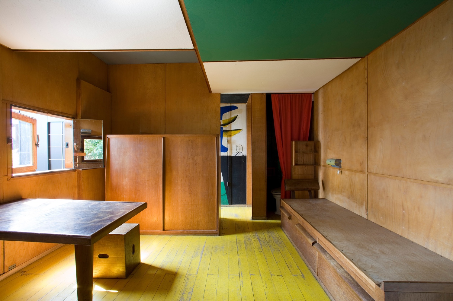 Interior at Cabanon de Le Corbusier. Photo by Oliver Martin-Gambier © FLC/ADAGP.