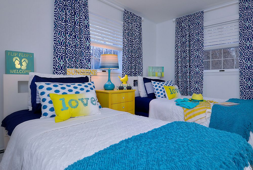 Cheerful combination of yellow and blue in the stylish kids' bedroom