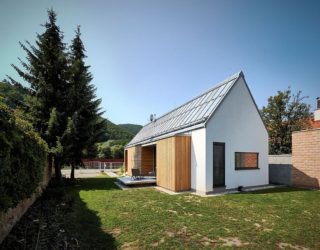 STEKO Wooden Blocks Create a Cozy Home in Scenic Slovakian Hills