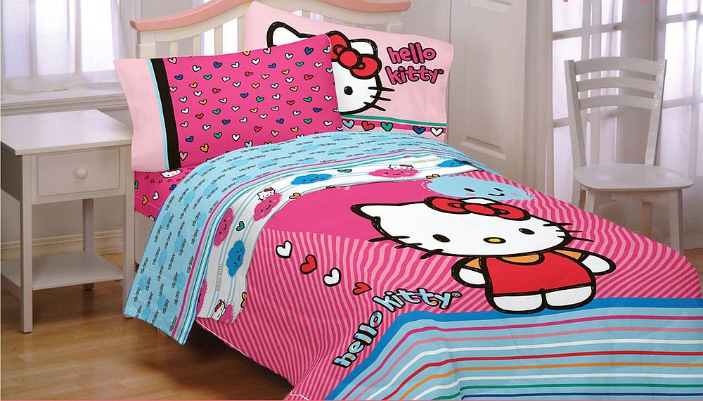 Colorful Hello Kitty bedding