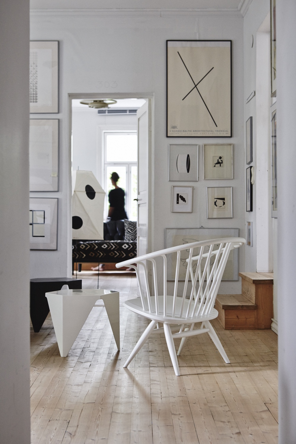 Crinolette Armchair in lacquered white. Image courtesy of Artek.