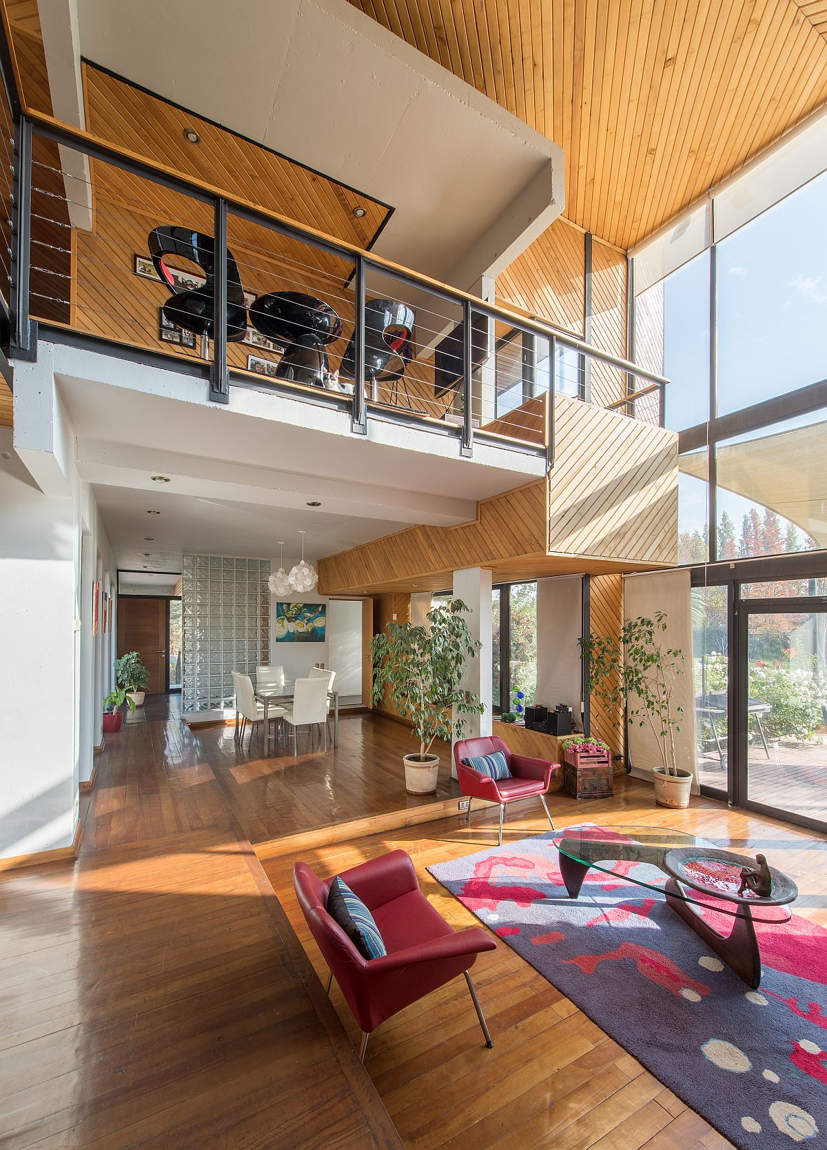 Double height open living area of Casa Chicureo