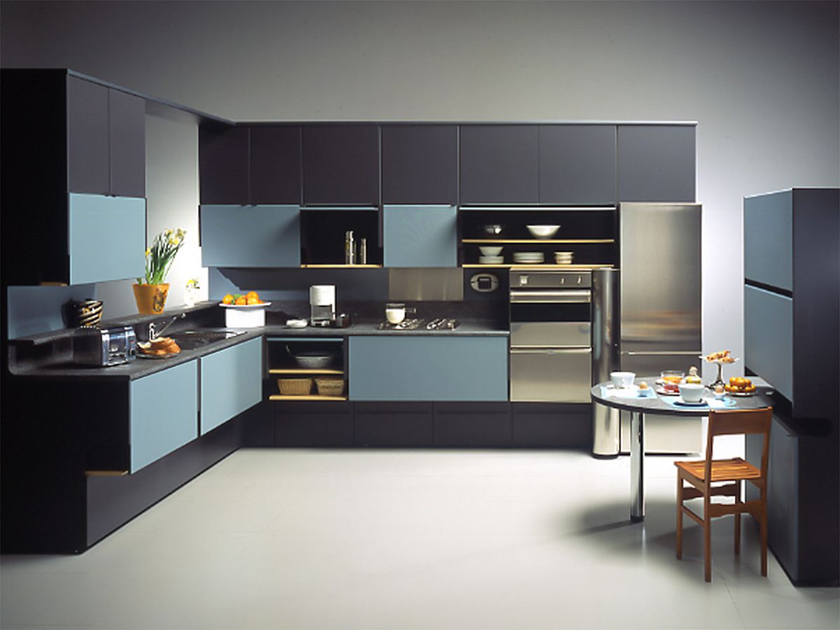 Giovanni Offredi brought new design dynamic to kitchens with compositions like Pragma