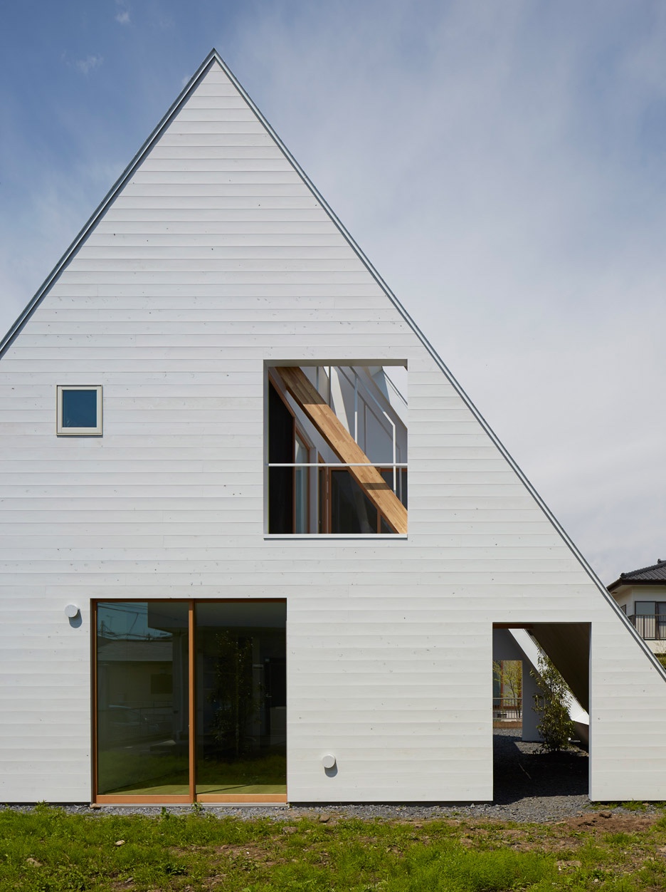 House by Suppose Design Office - gable view