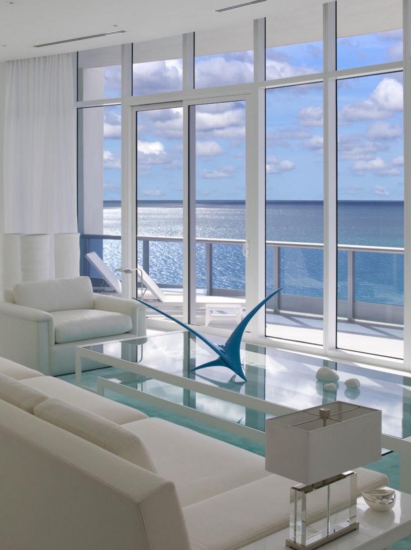 How to Decorate a Room with Floor-to-Ceiling Windows