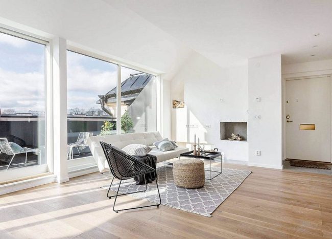 World of White and Gray: Scandinavian-Style Apartment in Stockholm ...