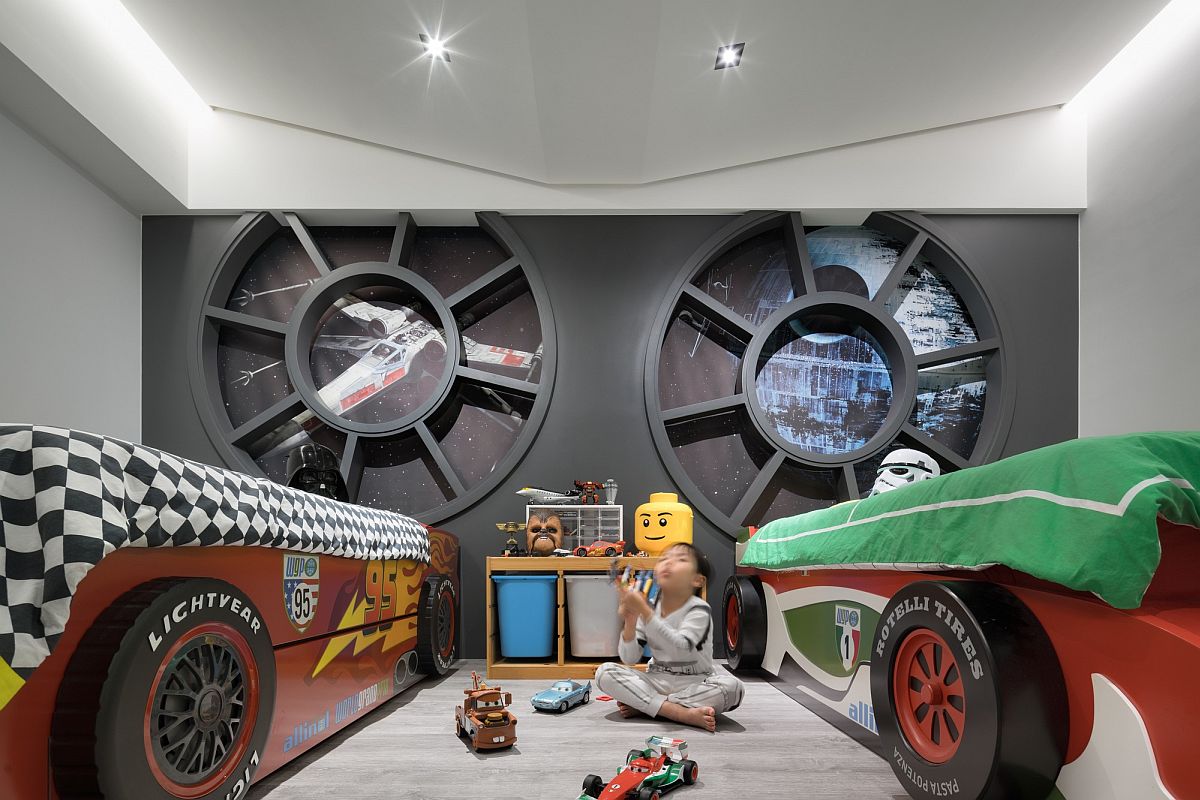 Millennium Falcon driver cabin style design on the kids' room wall