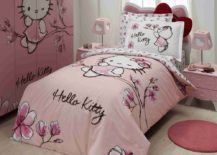 Stylish-Hello-Kitty-duvet-and-custom-bedroom-closet-from-eBay-217x155