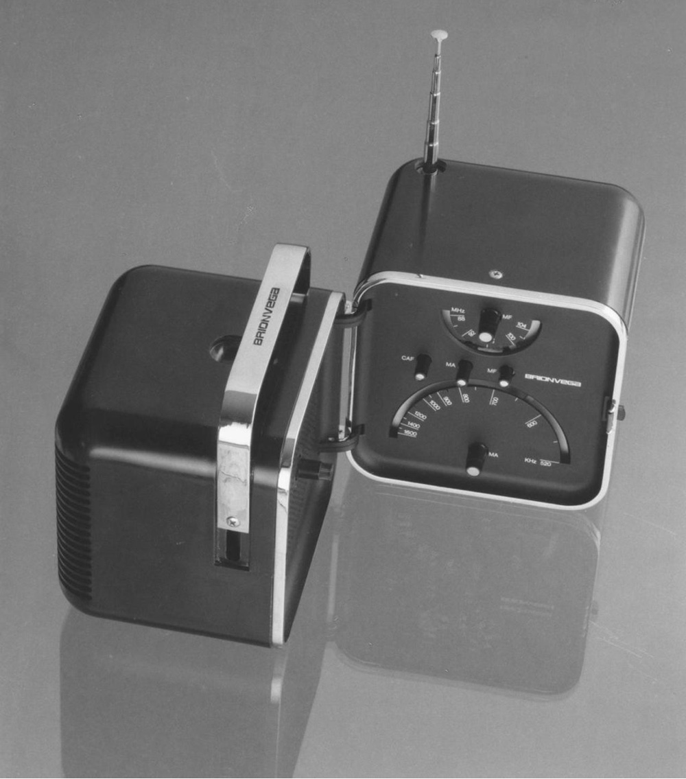 The TS502 radio (1963) for Brionvega. Image courtesy of Richard Sapper.