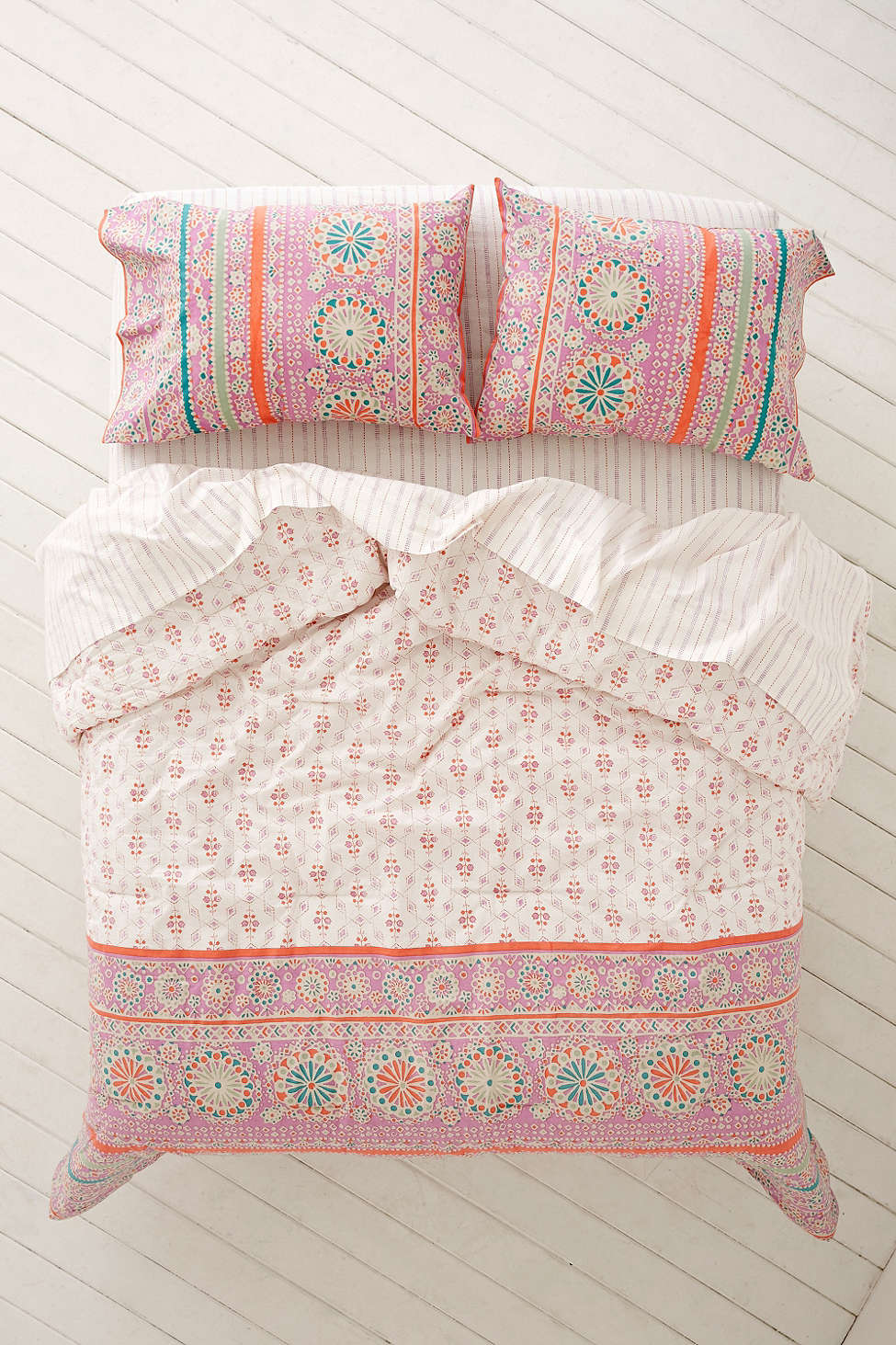 Bedding set from Urban Outfitters