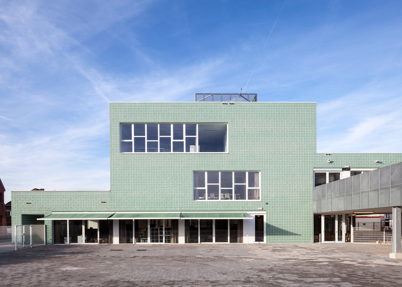 Primary school block in Belgium town of Boom, designed by Areal Architecten.