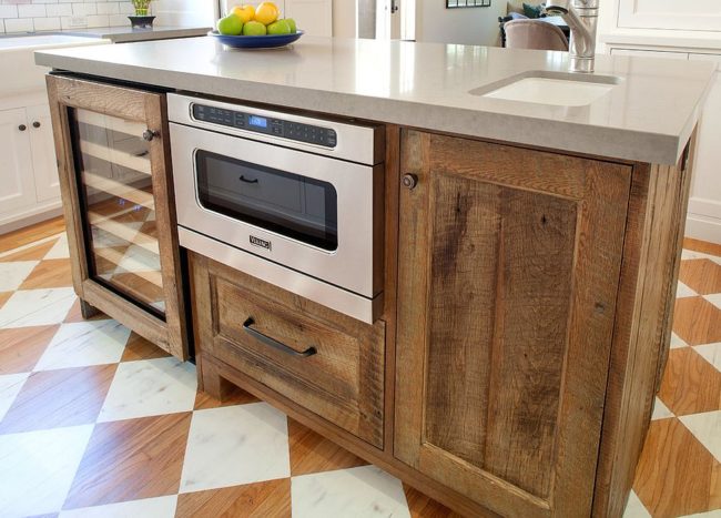 20 Gorgeous Ways to Add Reclaimed Wood to Your Kitchen
