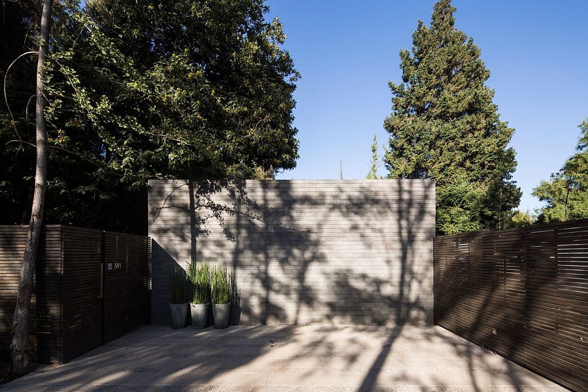 Concrete front wall at the unique home in Chile