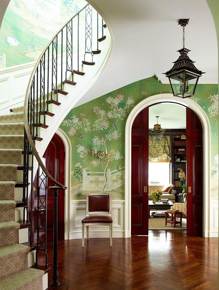 25 Gorgeous Entryways Clad in Wallpaper