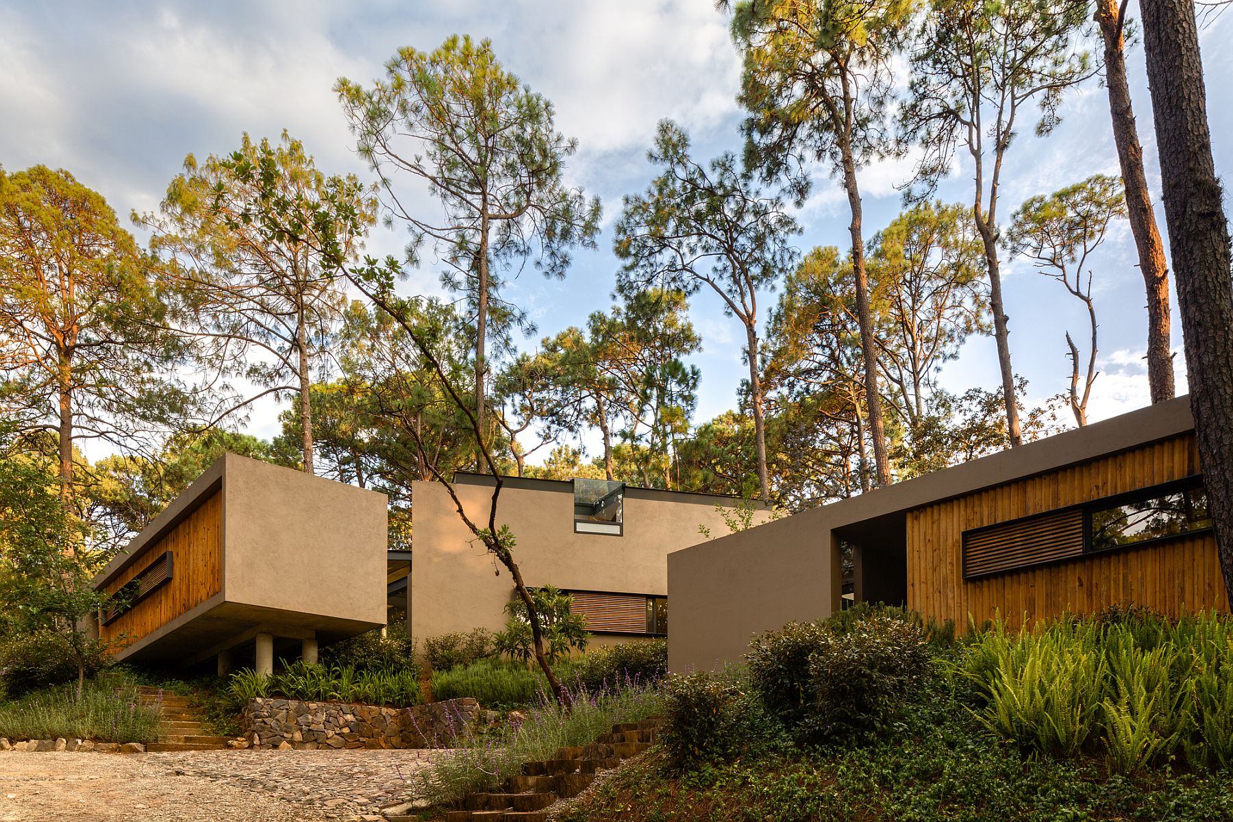 Fabulous and relaxing private homes in Mexico crafted from steel, concrete and stone