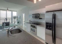 Fabulous-kitchen-connected-to-the-living-area-also-offers-water-views-217x155
