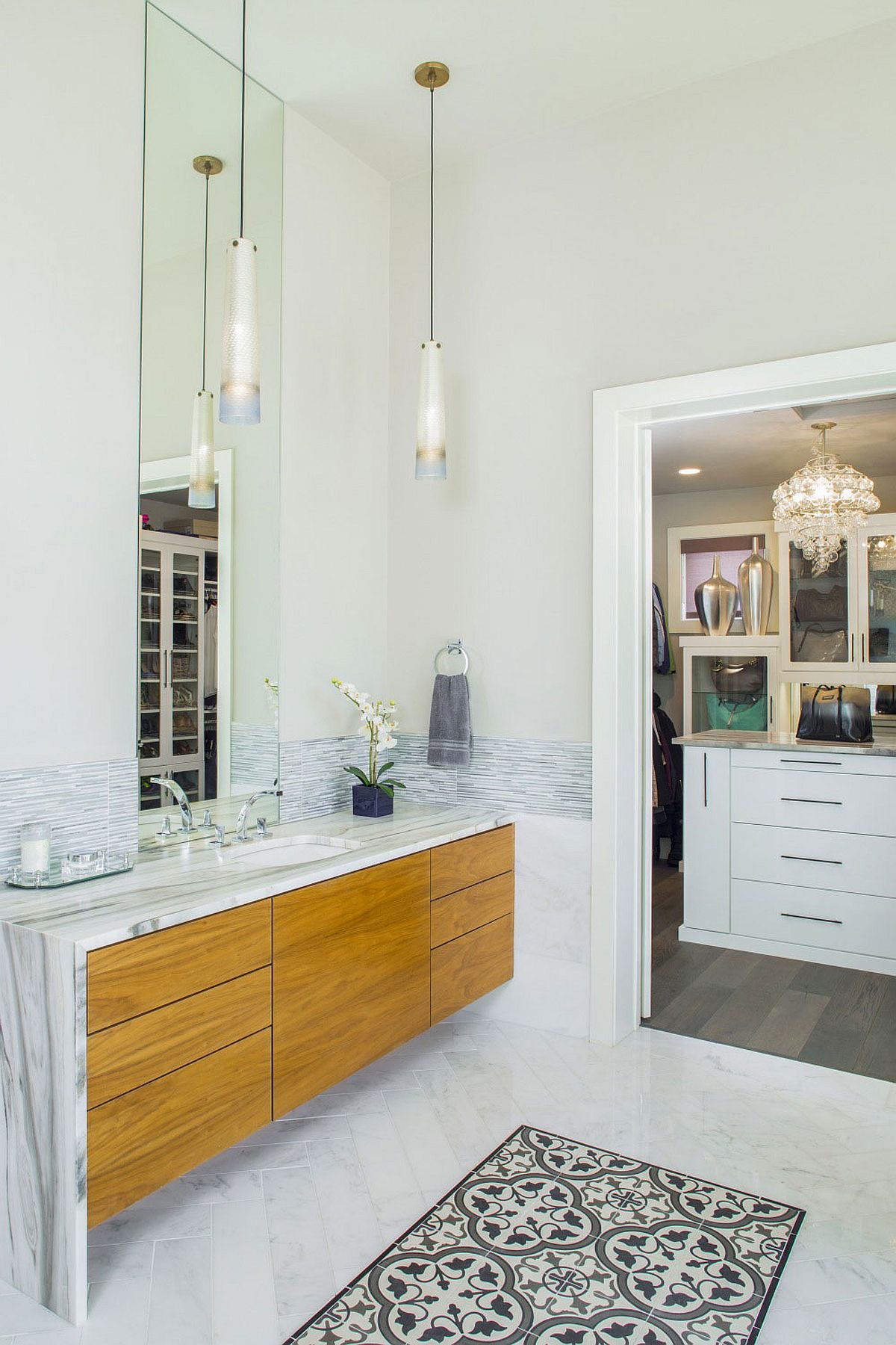 Floating bathroom vanity with marble top