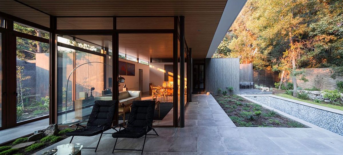 Living with Nature: Smart Chilean Home in Concrete, Wood ...