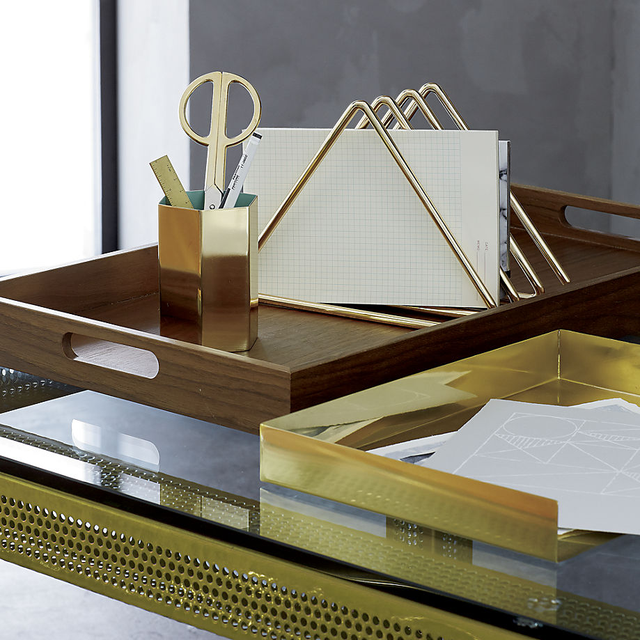 New Modern Desk Accessories with Simple Decor