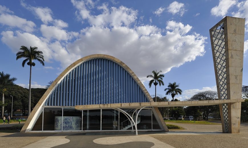Oscar Niemeyer: King of the Curve